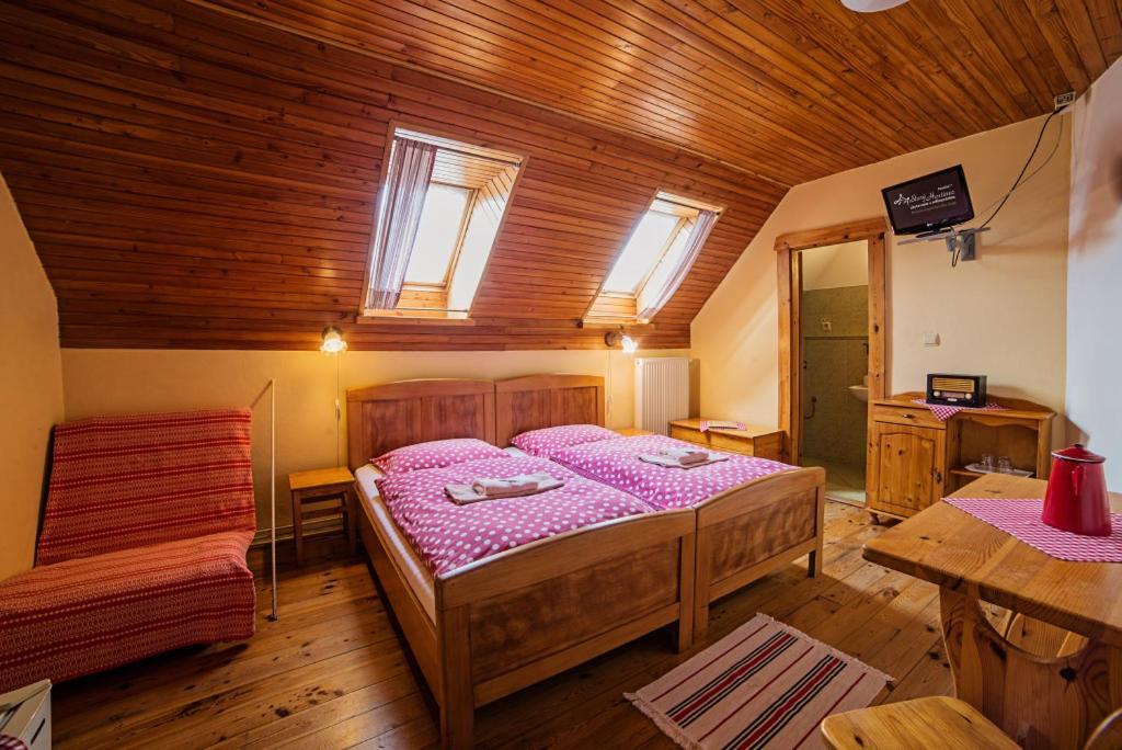 Penzion Stary Hostinec Banska Stiavnica Bagian luar foto
