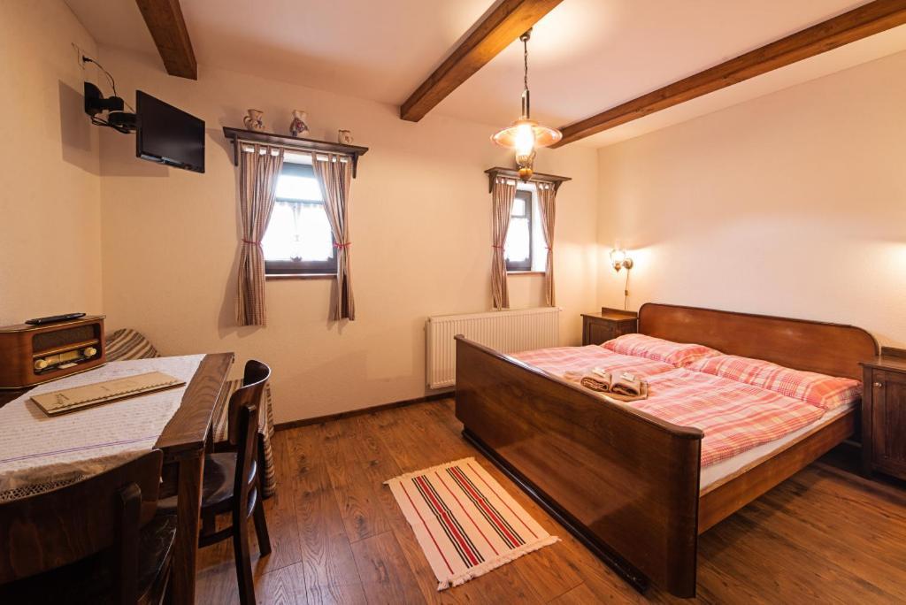 Penzion Stary Hostinec Banska Stiavnica Bagian luar foto
