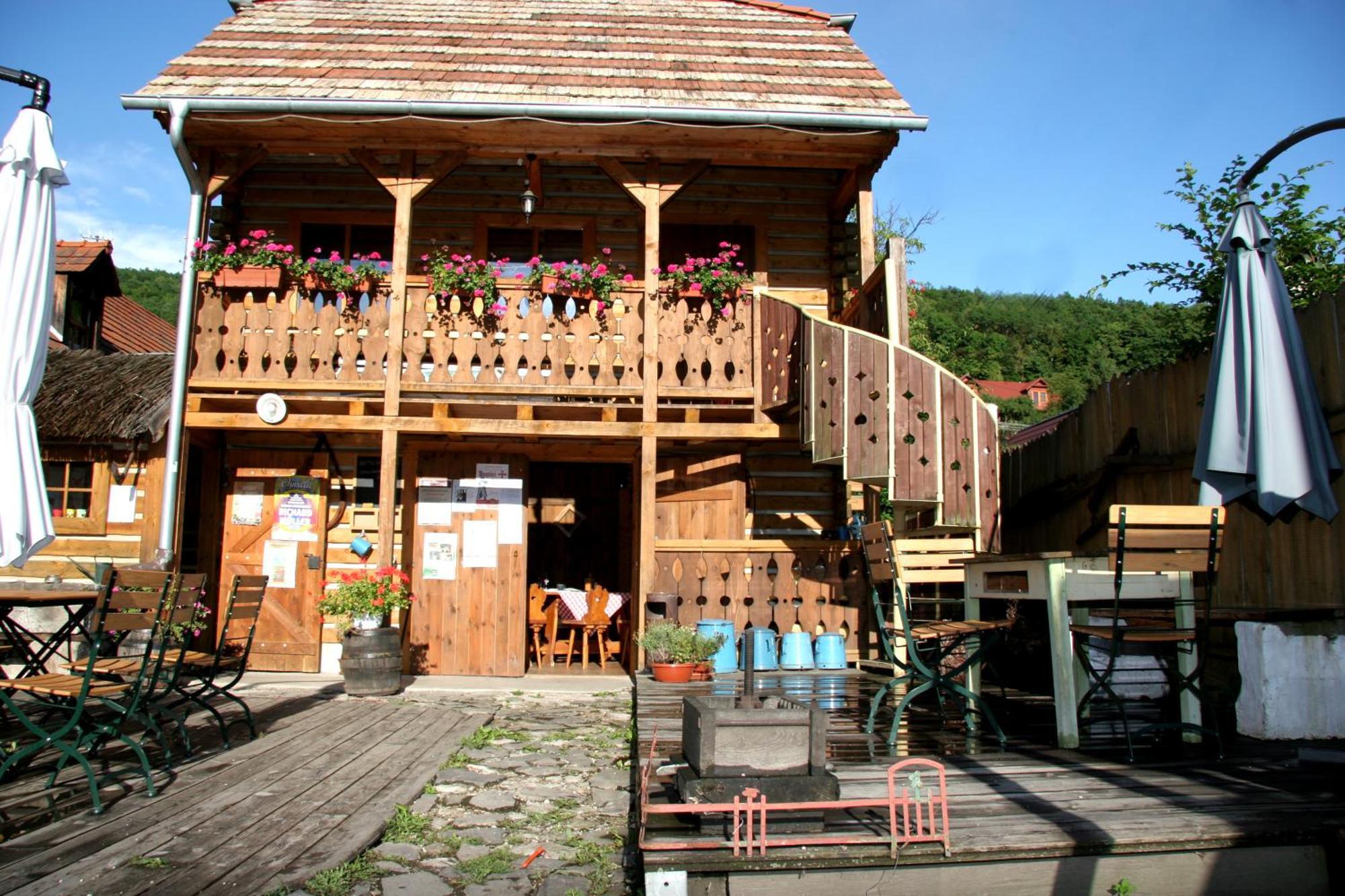 Penzion Stary Hostinec Banska Stiavnica Bagian luar foto