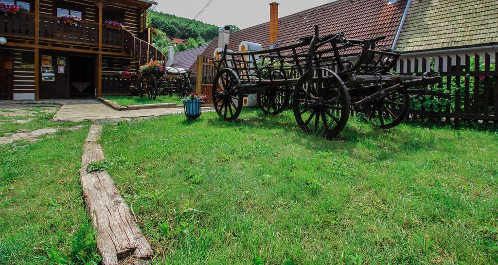 Penzion Stary Hostinec Banska Stiavnica Bagian luar foto